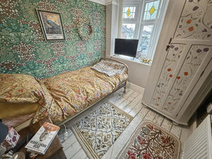 Photo 9- click for photo gallery